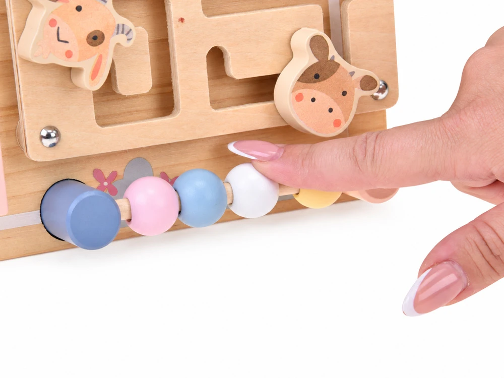Jokomisiada Wooden Farm Busy Board – Sensory House with Animal Maze ZA6485