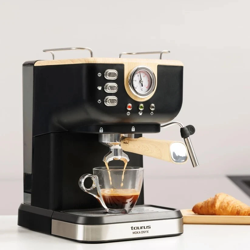 Taurus Onyx Moka 1050 W 20 bar wooden piston-style espreso aparatas