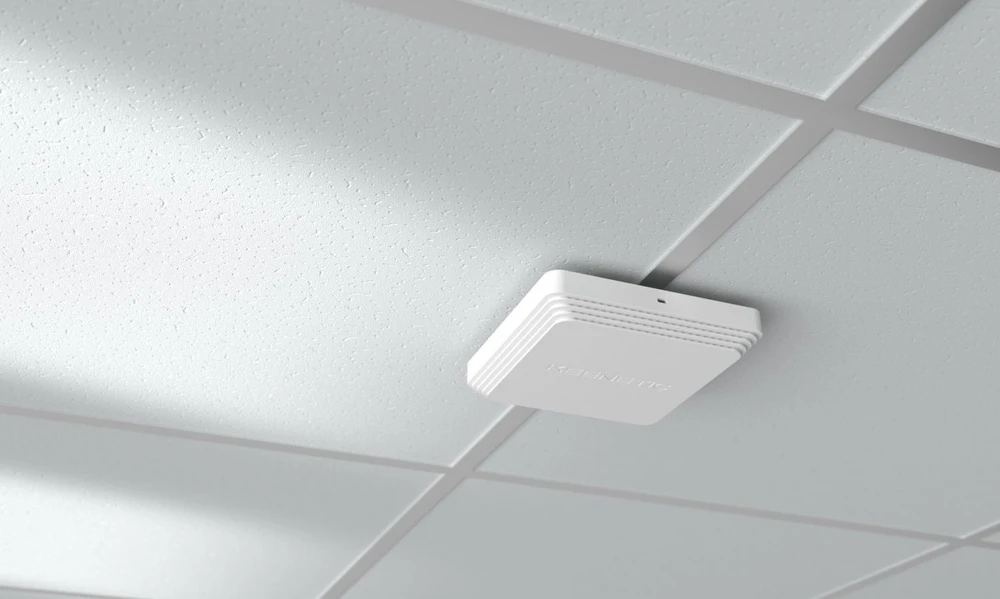 „Keenetic Voyager Pro“ 4 vnt. pakuotė (KN-3510) AX1800 Mesh Wi-Fi 6 maršrutizatorius/ilgintuvas/prieigos taškas su 2 prievadų gigabito išmaniuoju komutatoriumi ir maitinimu per Ethernet. 4 vnt. pakuotė.