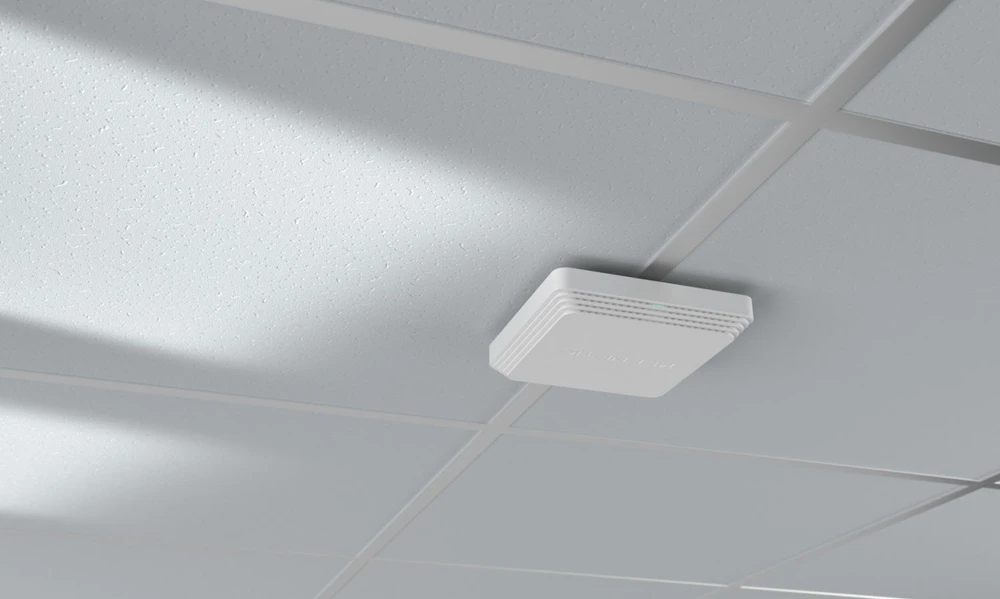 „Keenetic Voyager Pro“ 4 vnt. pakuotė (KN-3510) AX1800 Mesh Wi-Fi 6 maršrutizatorius/ilgintuvas/prieigos taškas su 2 prievadų gigabito išmaniuoju komutatoriumi ir maitinimu per Ethernet. 4 vnt. pakuotė.