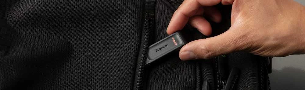Kingston 128GB USB-C 3.2 Gen 1 DataTraveler 70