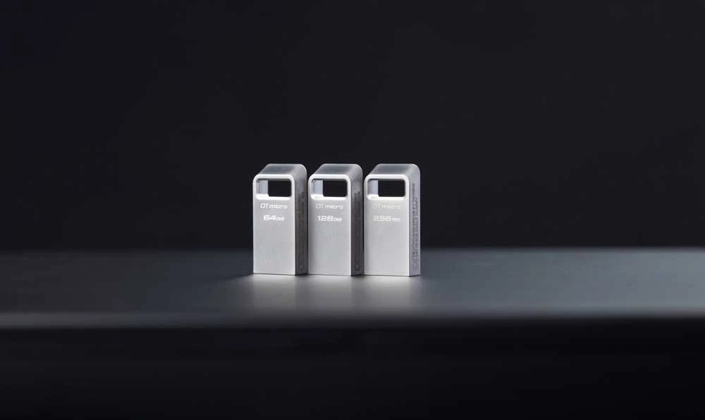 „Kingston“ | USB 3.2 atmintinė | „DataTraveler micro“ | 256 GB | USB A tipo | Sidabrinis