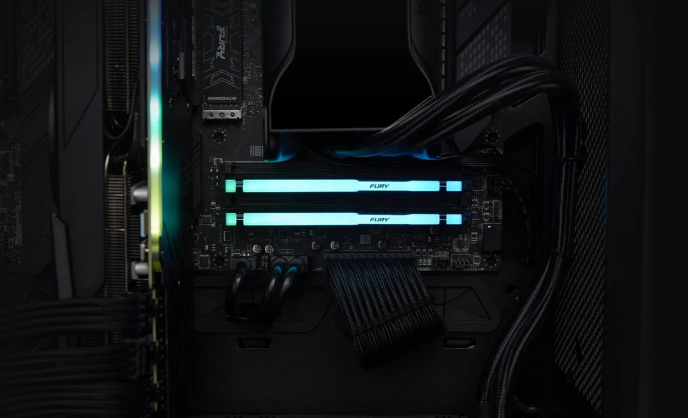 RAM „Kingston Technology FURY Beast“ 128 GB 5600 MT/s DDR5 CL36 DIMM atmintis (2 vnt. rinkinys) RGB