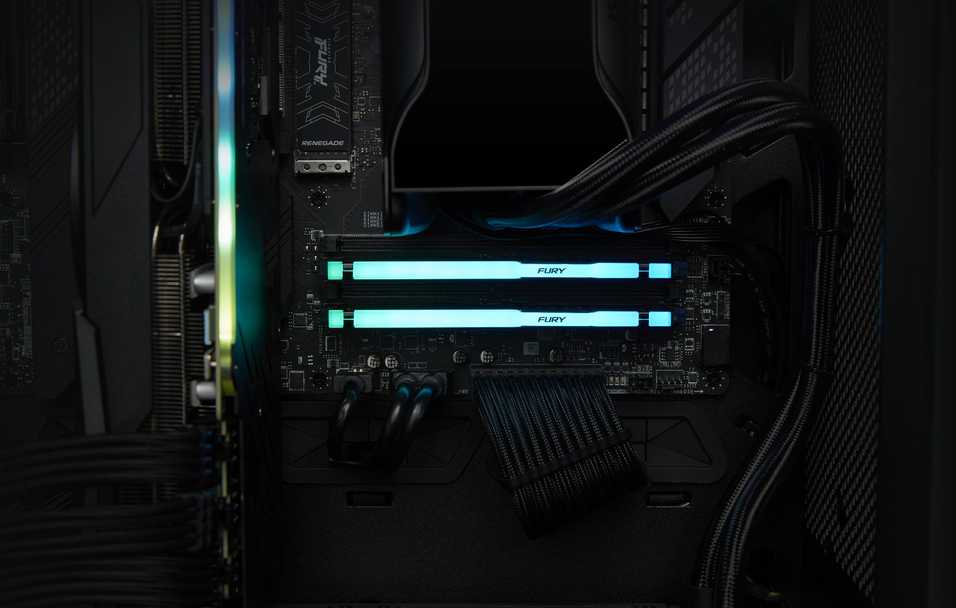 RAM „Kingston KF556C40BBAK4-128“ 128 GB 5600 MT/s DDR5 CL40 DIMM (4 vnt. rinkinys) „FURY Beast RGB XMP“ | „Kingston“