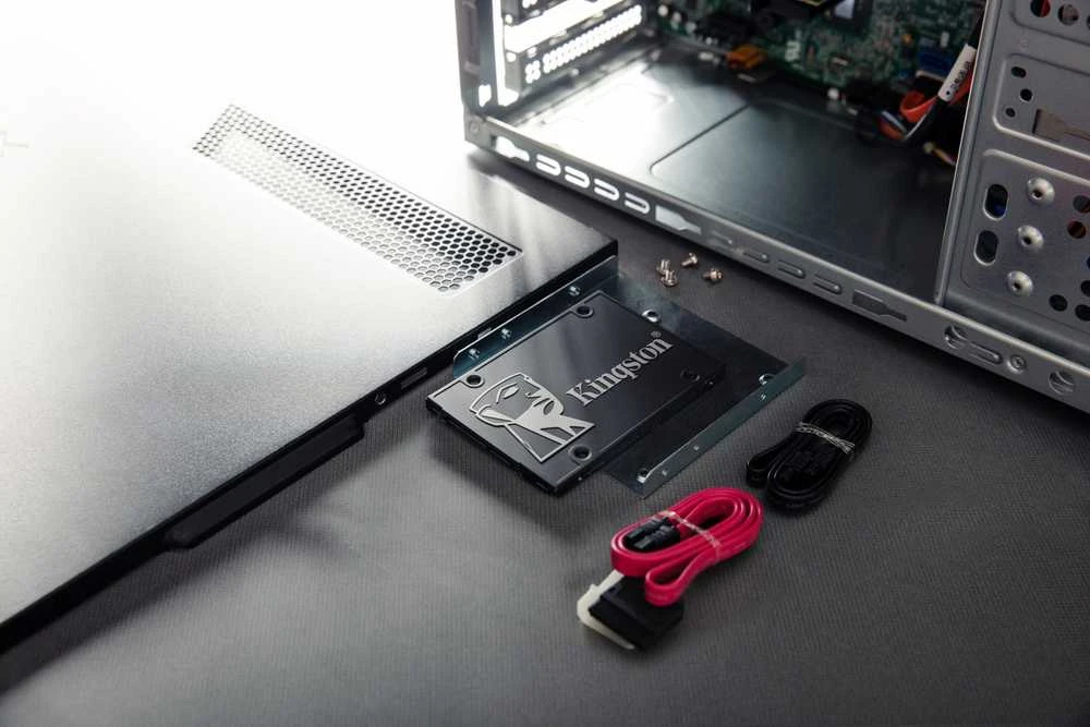 KINGSTON SKC600/1024G 2.5? SSD