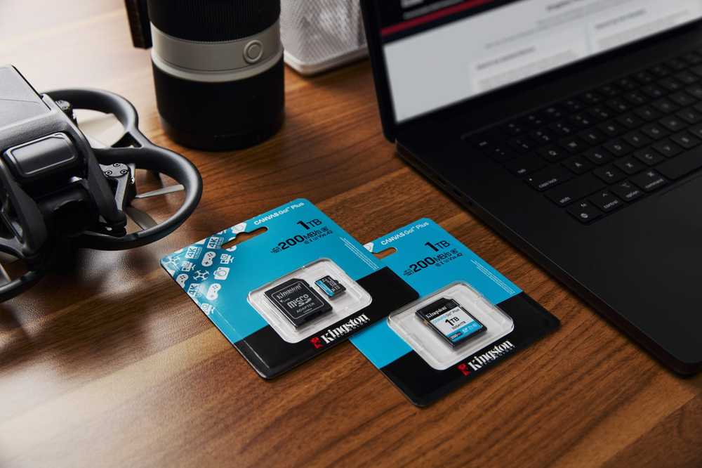 Atminties kortelė KINGSTON Canvas Go! Plus 64 GB Micro SDXC, su adapteriu
