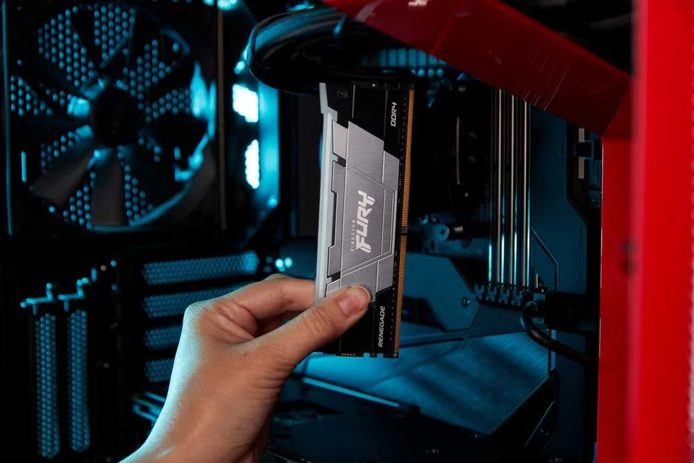 RAM „Kingston KF432C16RB2A/32“ 32GB 3200MT/s DDR4 CL16 DIMM FURY Renegade RGB | Kingstonas
