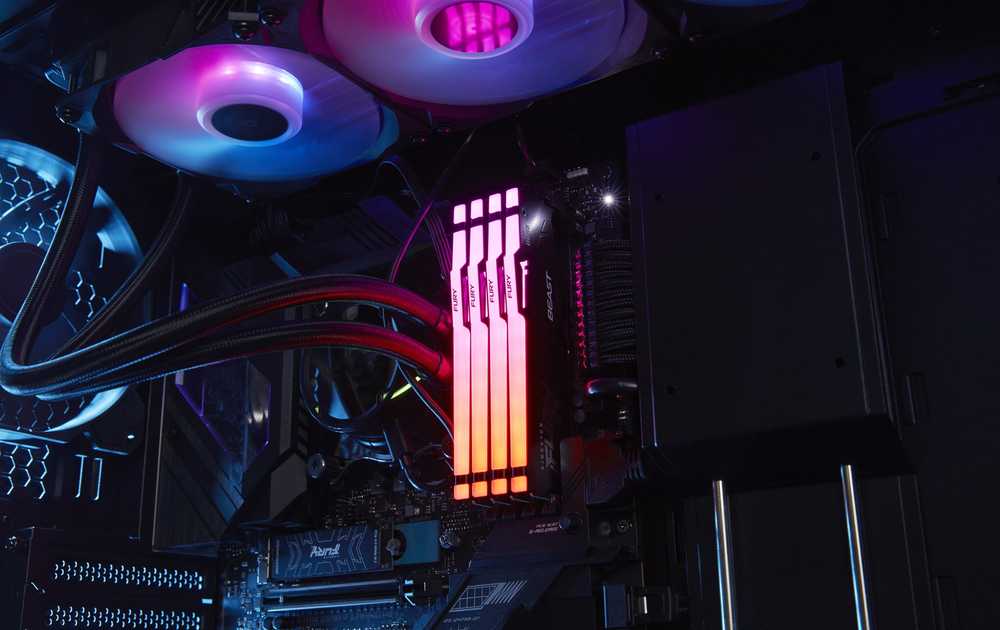 RAM „Kingston KF552C40BBAK4-128“ 128 GB 5200 MT/s DDR5 CL40 DIMM (4 vnt. rinkinys) „FURY Beast RGB XMP“ | „Kingston“