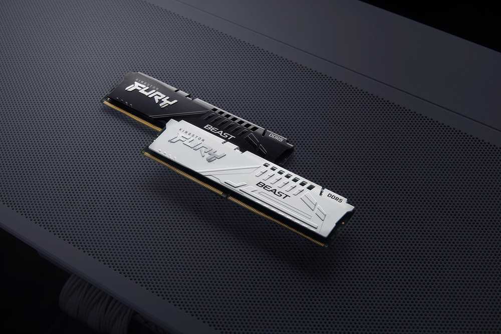 RAM Kingston KF556C40BW-16 16GB 5600MT/s DDR5 CL40 DIMM FURY Beast Baltas XMP | Kingstonas
