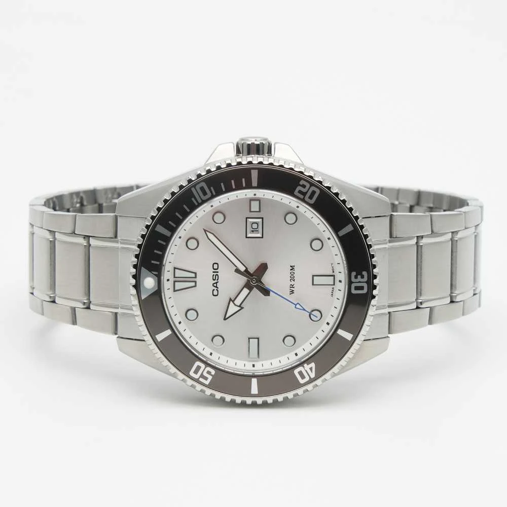 Casio kolekcijos MDV-107D-7AVEF laikrodis