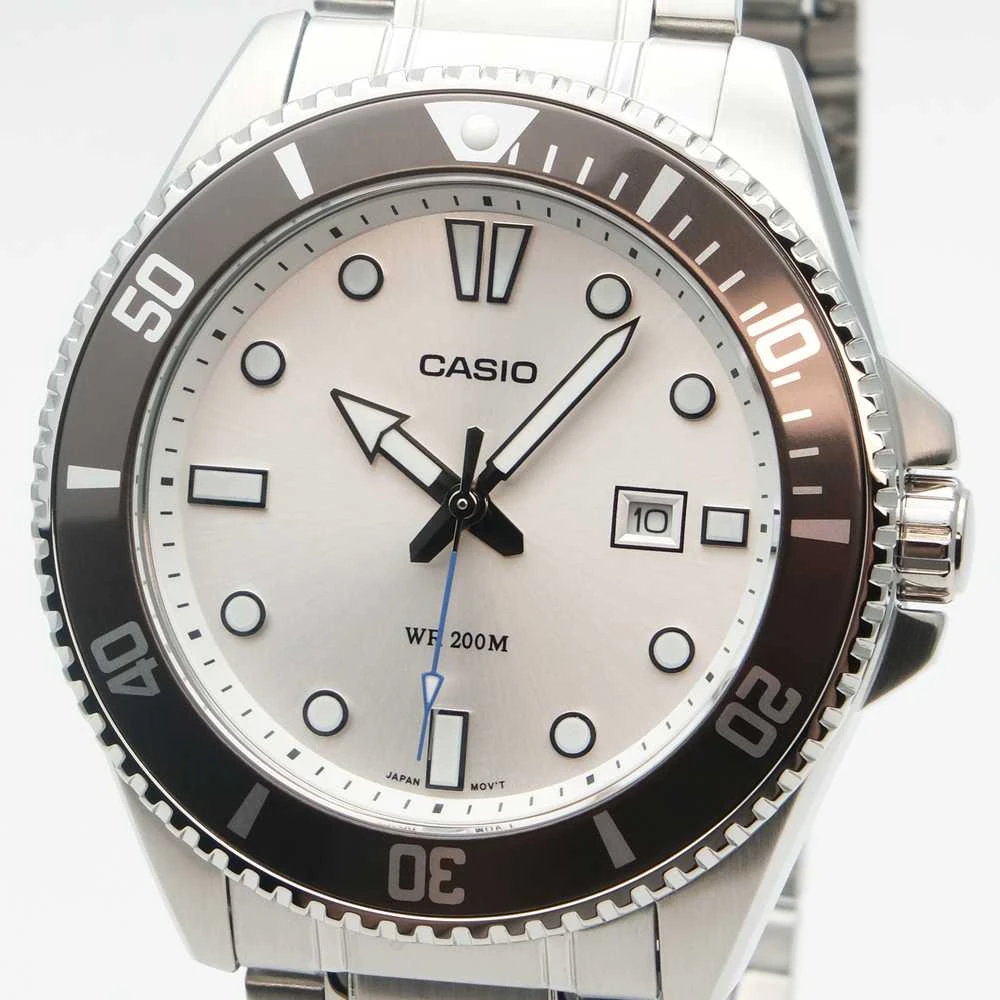 Casio kolekcijos MDV-107D-7AVEF laikrodis