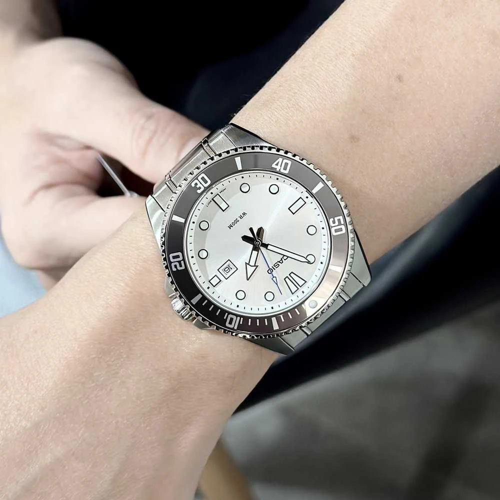 Casio kolekcijos MDV-107D-7AVEF laikrodis