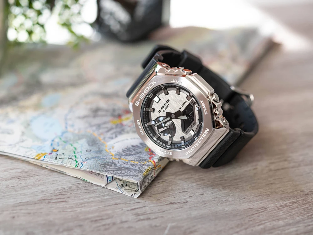 Laikrodis Casio G-SHOCK ORIGIN GM-2100-1AER METALU Dengtas