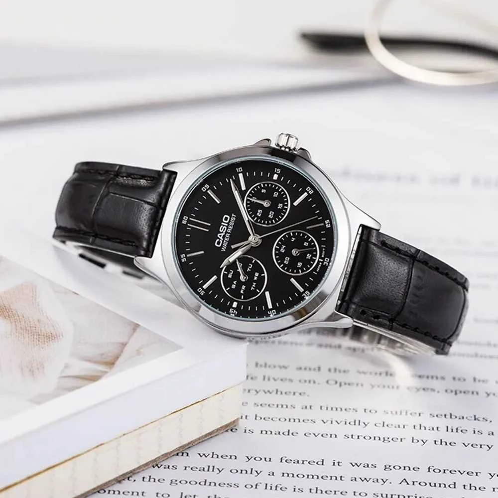 Casio laikrodis LTP-V300L-1A moterims, juodas ciferblatas, sidabrinė korpusas
