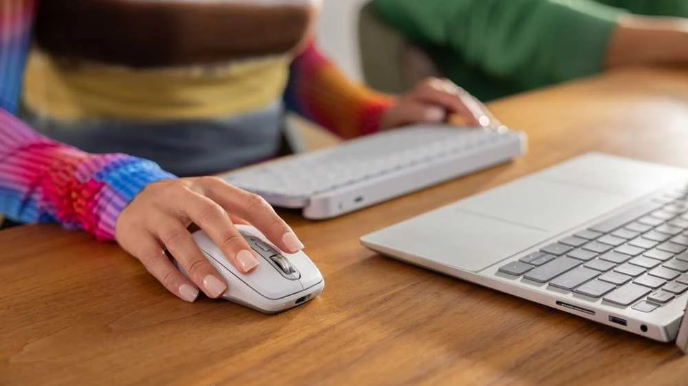 Belaidė pelė Logitech MX Anywhere 3S, šviesiai pilkos spalvos