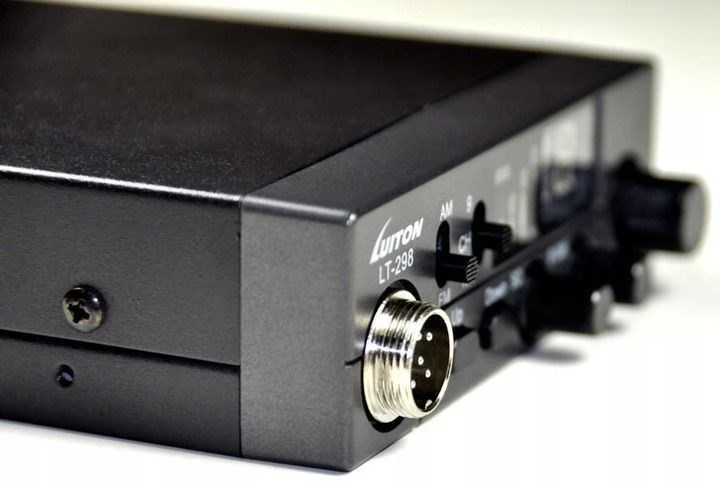 Luiton LT-298 ASQ AM/FM CB radijo imtuvas, cigarečių degiklio kištukas, juodas