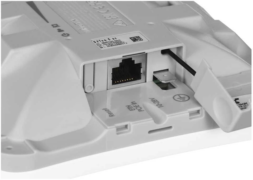 MIKROTIK RBSXTsqG-5acD SXTsq 5 ac CPE 5GHz 1x RJ45 1000Mb/s Antenna