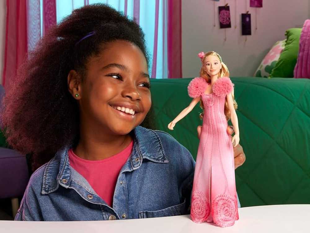 Mattel Dainuojanti Glinda kolekcinė lėlė iš WICKED ZA6068