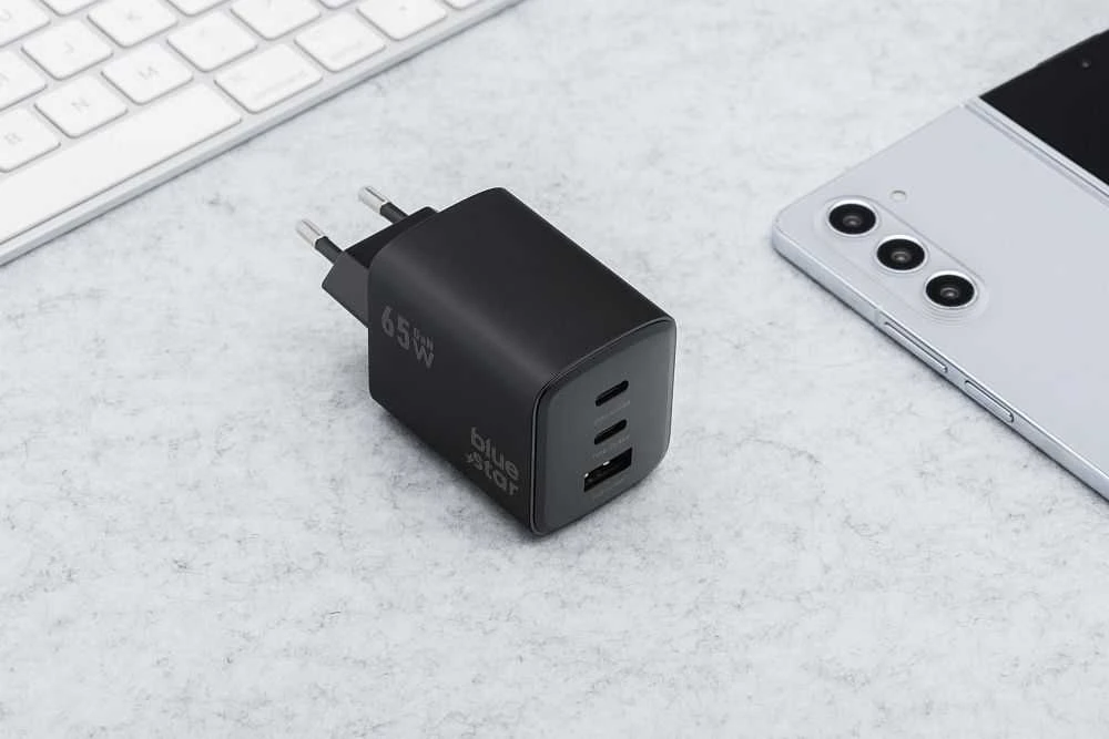 BlueStar Telefono įkroviklis Blue Star GaN 2 x USB C + USB A QC4.0 PD 4A 65W VT-43 juodas