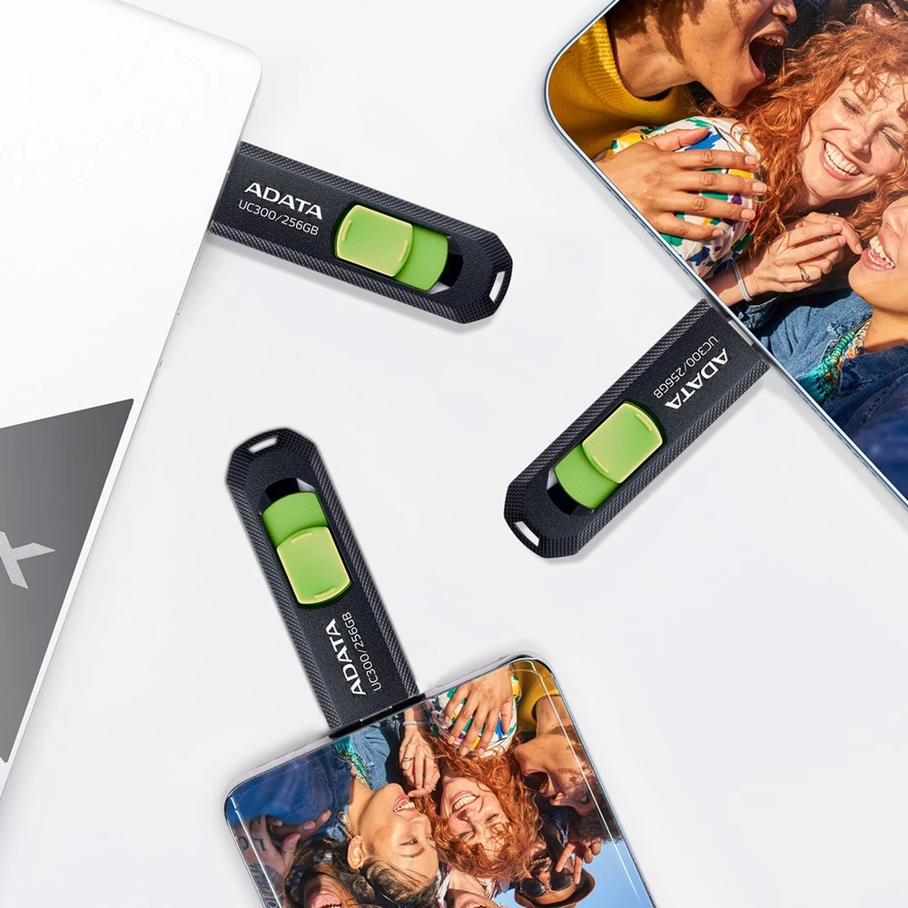 ADATA | FlashDrive | UC300 | 256 GB | USB 3.2 Gen 1 | Juodas/Žalias