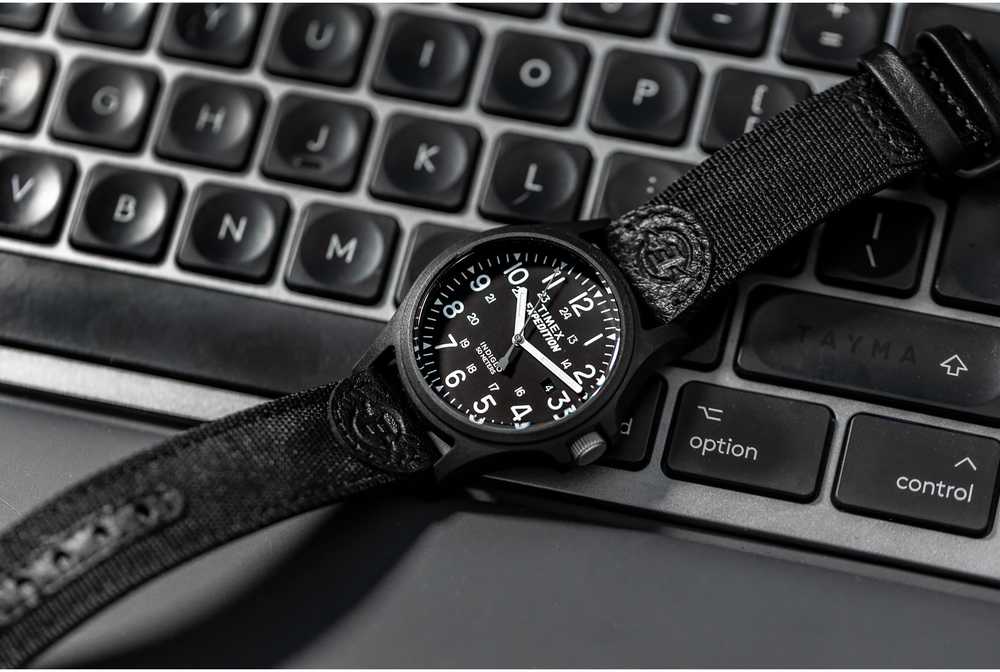 Laikrodis MEN'S TIMEX EXPEDITION WATCH TW4B08100 + BOX
