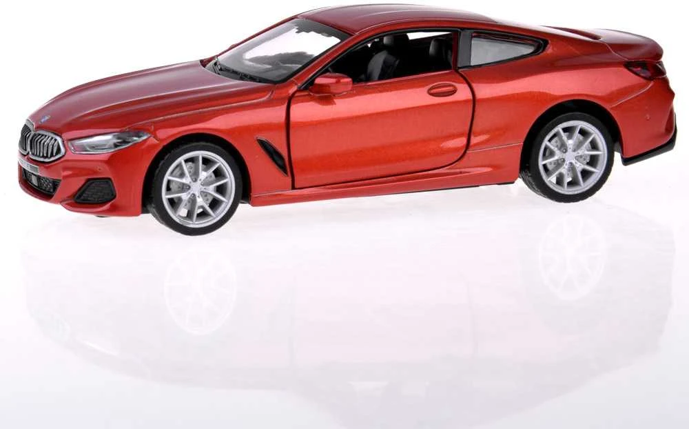 Jokomisiada Metalo automobilio modelis 1:35 BMW M850I kupė šviesos garsas ZA4612