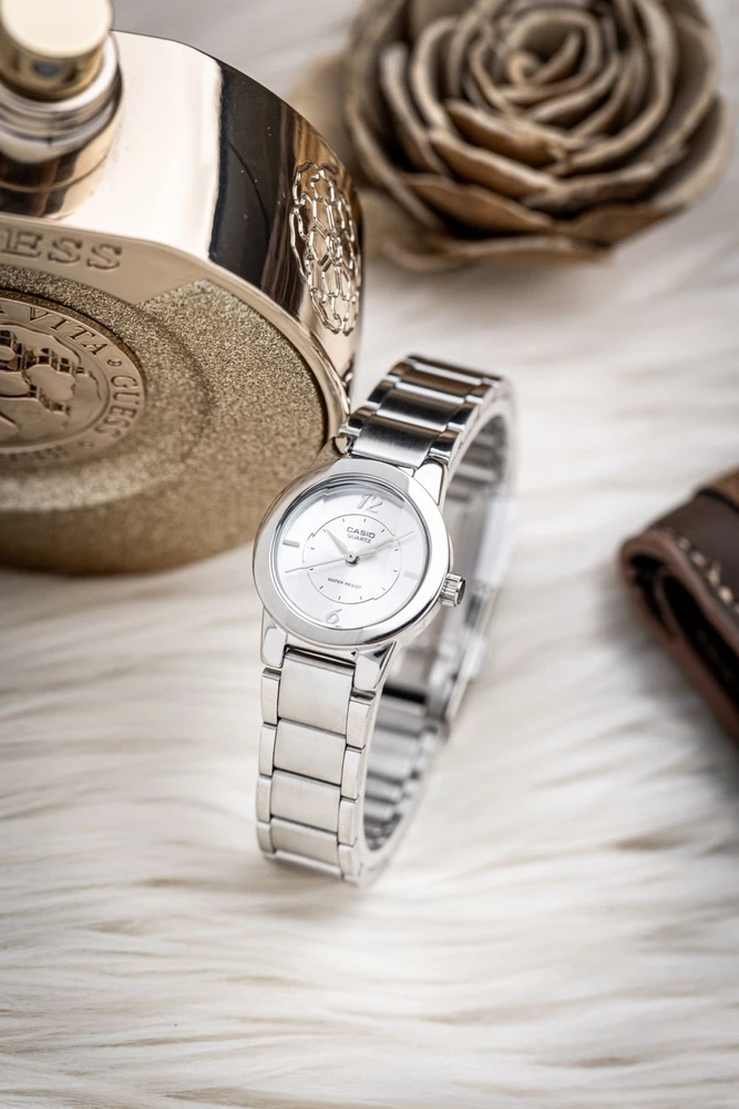 Moteriškas laikrodis CASIO LTP-1230D-7CDF + BOX