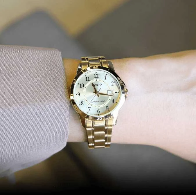 CASIO LTP-V004G-9B moteriškas laikrodis (zd568c) + dėžutė