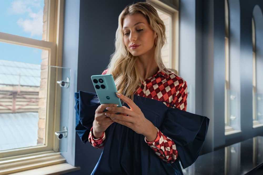 Išmanusis telefonas Motorola Moto Edge 60 Fusion 5G 8GB RAM 256GB – Slipstream