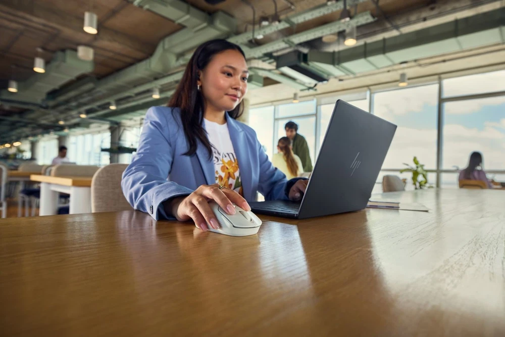 Pelė Myszka HP 410 Quiet belaidė geltona