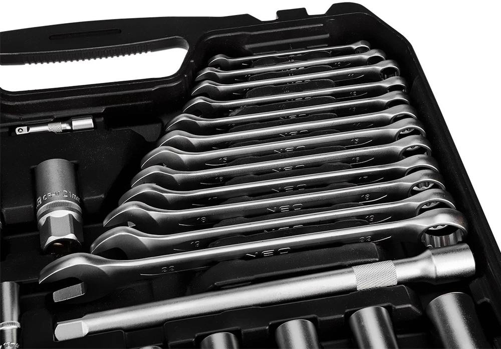 Neo Tools 220 dalių raktų rinkinys 1/2", 3/8", 1/4"