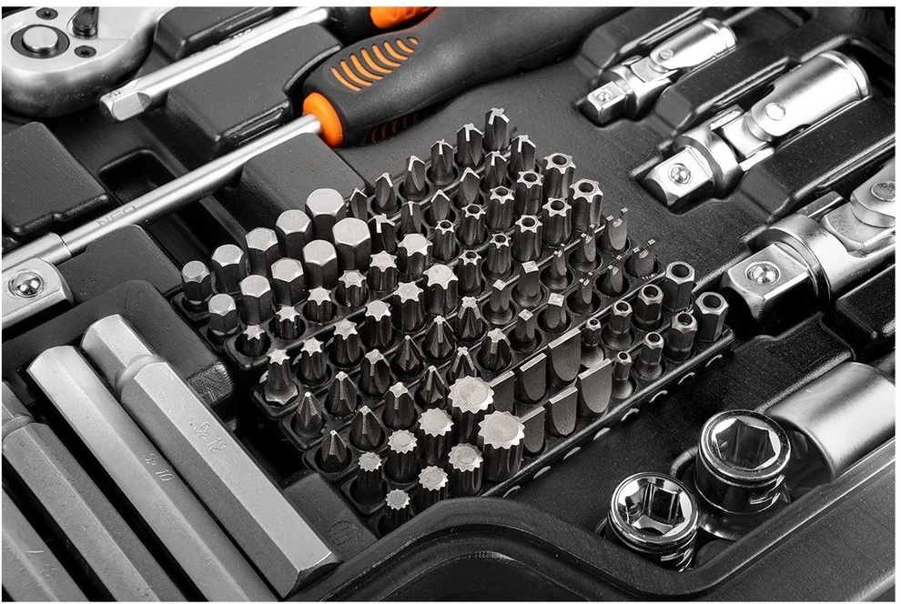 Neo Tools 300 dalių įrankių rinkinys su satino apdaila