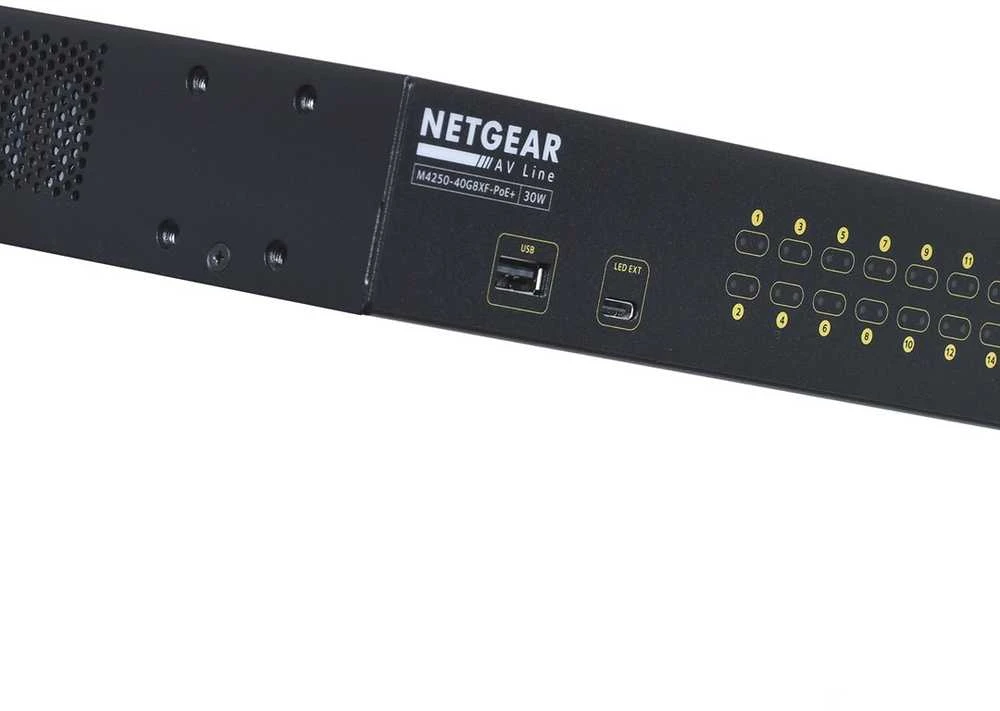 Šakotuvas „Netgear“ jungiklis GSM4248PX (GSM4248PX-100EUS) (GSM4248PX100EUS)