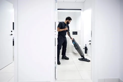 Nilfisk DRYFT V1 EU floor scrubber-drier 145 W 1644 m²/h Walk-behind