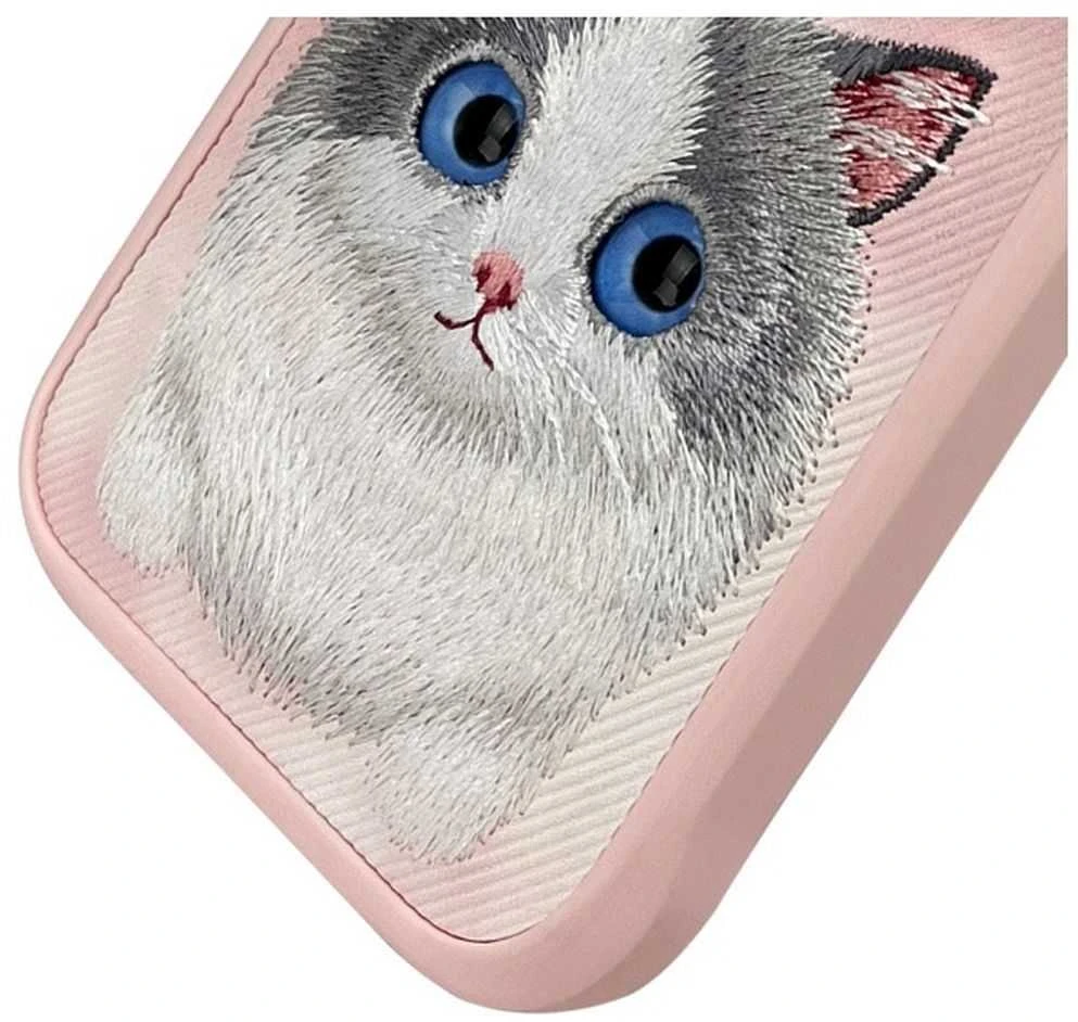 Nimmy Apple iPhone 16 Pro 6.3 dėklas telefonui rožinės spalvos Big Eyed Pet 2.0 Cat
