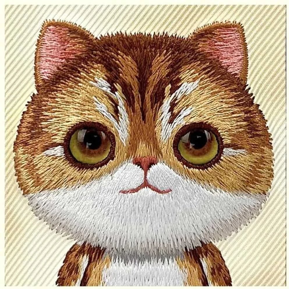 Dėklas Nimmy Apple iPhone 16 Pro Max 6.9" chaki spalvos su „Big Eyed Pet 2.0“ ir katės imitacijos dėklu