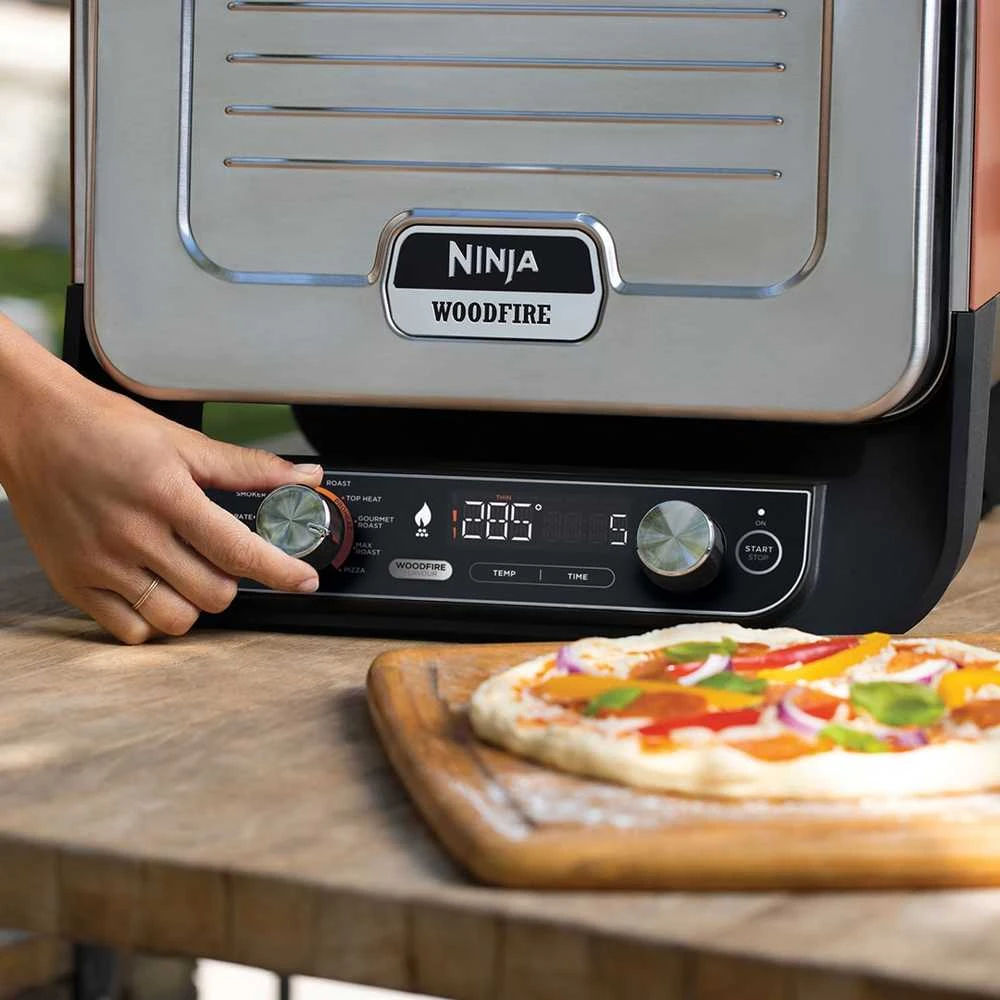 Elektrinė lauko krosnelė Ninja Woodfire OO101EU