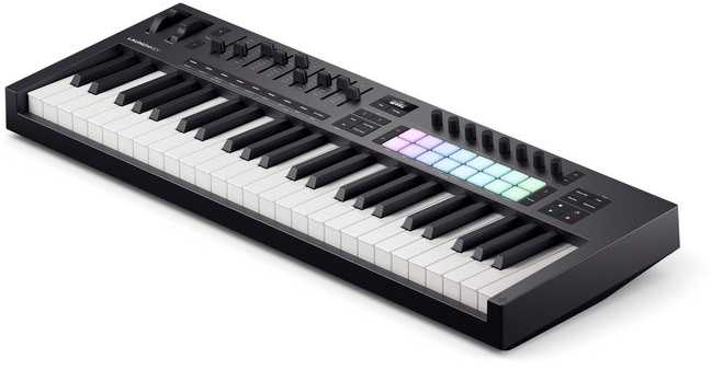 Novation Launchkey 49 MK4 - MIDI klaviatūra su 49 klavišais