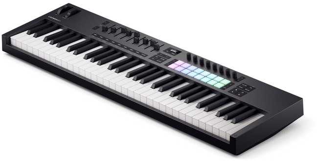 Novation Launchkey 61 MK4 - MIDI klaviatūra su 61 klavišu