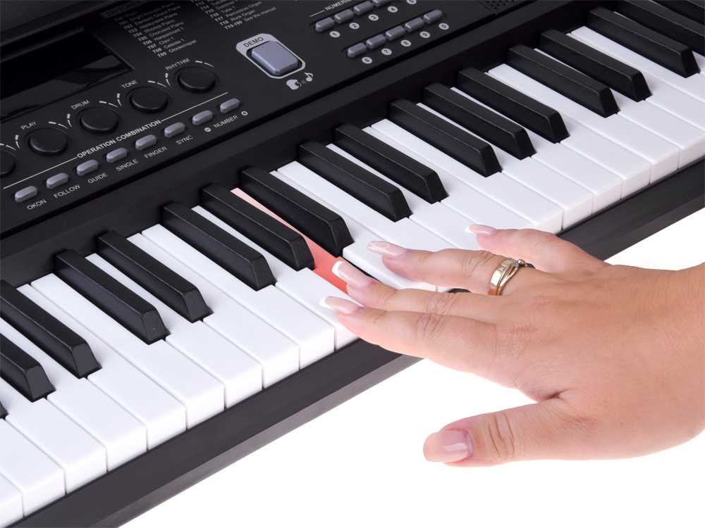 Jokomisiada Organ CLASSIC KEYBOARD 61-keys with a wood feel + microphone IN0184