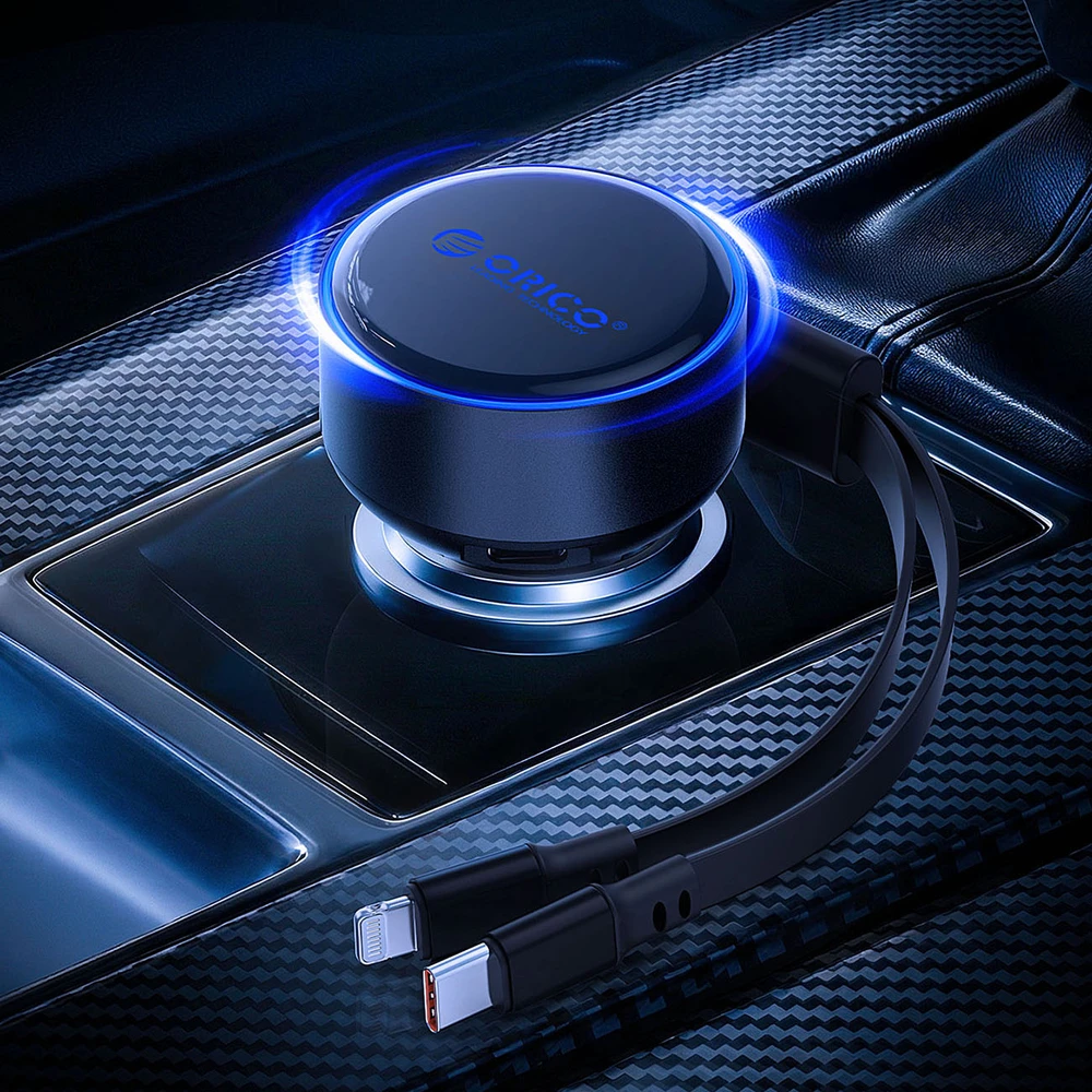 „Orico“ dvigubo tempimo 60 W USB-C automobilinis įkroviklis su dviem ištraukiamais USB-C + „Lightning“ laidais - Juodas