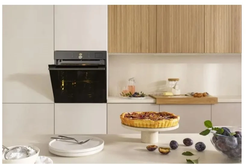 GORENJE BP6138B Oven