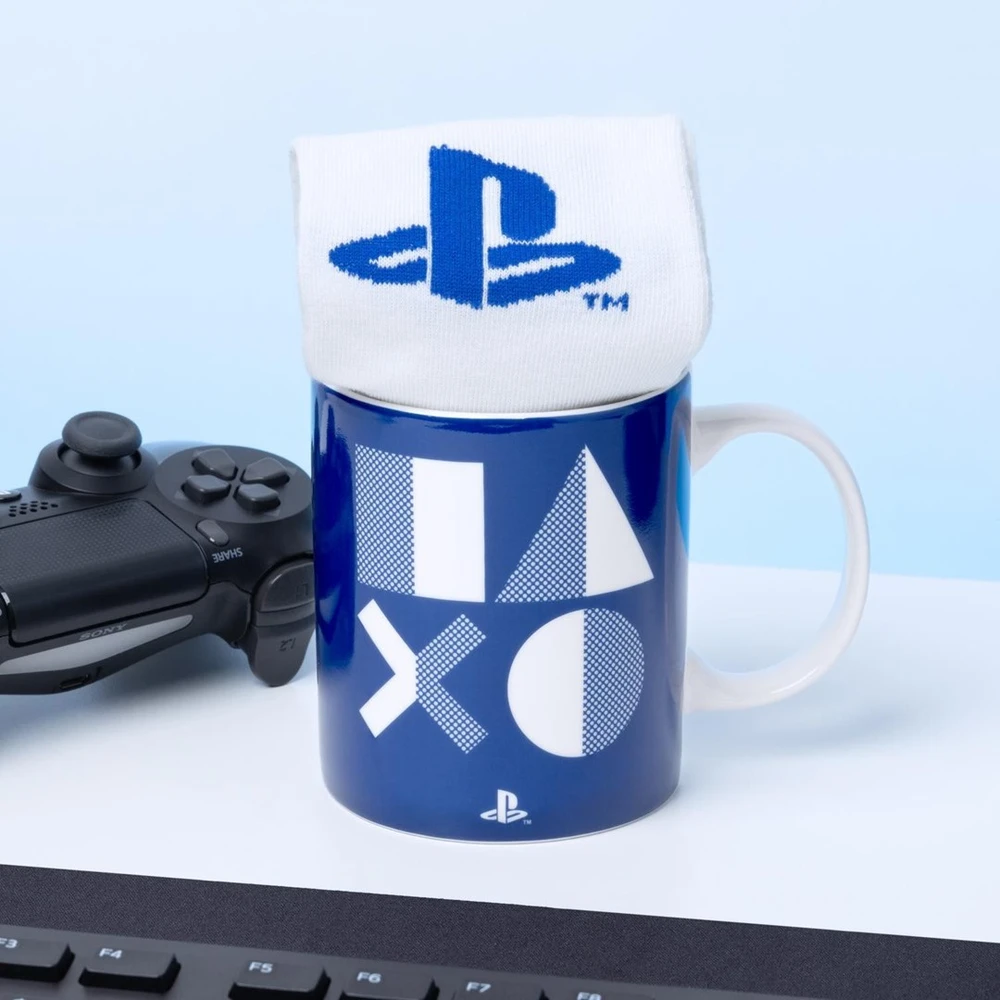 Paladone PLAYSTATION 5 - Rinkinys KUBEK + SKARPETY