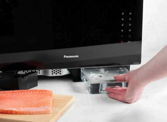 Mikrobangų krosnelė su kepsininės funkcija Panasonic NNCS88LBEPG, 1000 W, 31 l, Juoda