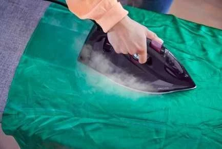 Garų lygintuvas Philips 7000 Serija HV, DST7061/30, tamsios spindinčios violetinės spalvos
