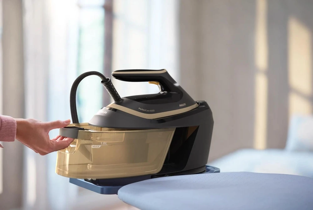 Philips 6000 serijos „PerfectCare“ lyginimo sistema PSG6064/80, 2400 W, 1.8 L