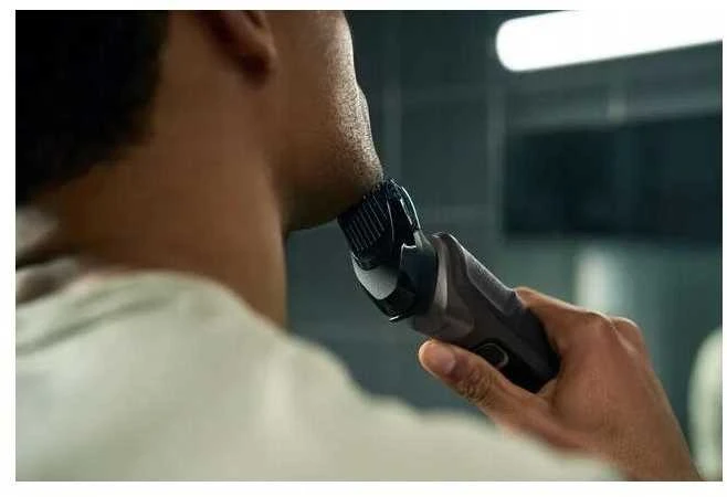 Drėgnojo ir sausojo skutimo elektrinė barzdaskutė Philips Shaver Series 5000, S5886/38