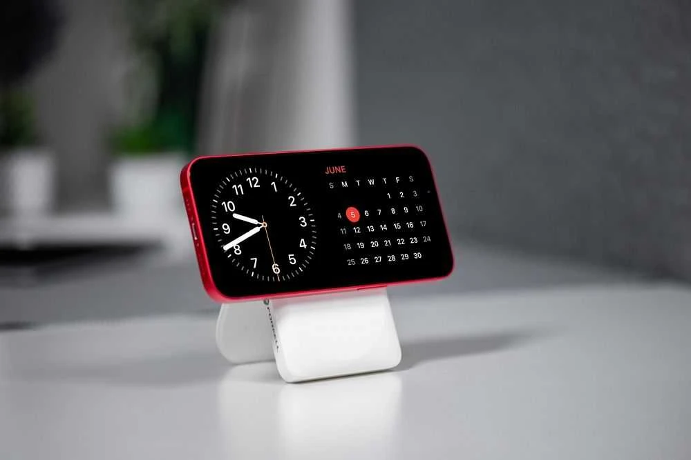 Nešiojamoji baterija, suderinama su „MagSafe Forcell F-Energy MagStand F10K2 QC3.0 PD 5A 20W 10000 mAh baltas“