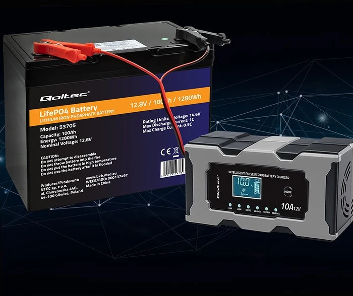 Qoltec Inteligentna mikroprocesorinis kroviklis 12V 10A | Prostownik su funkcija naprawy do akumulatora AGM GEL LiFePO4