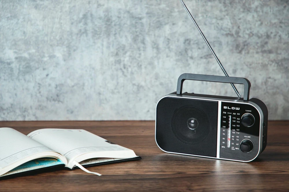 Oem Blow nešiojamas analoginis AM/FM radijas RA6